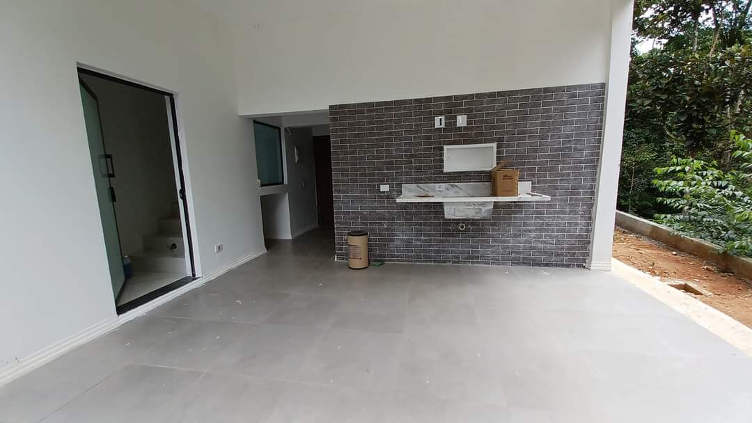 Casa em condomínio
