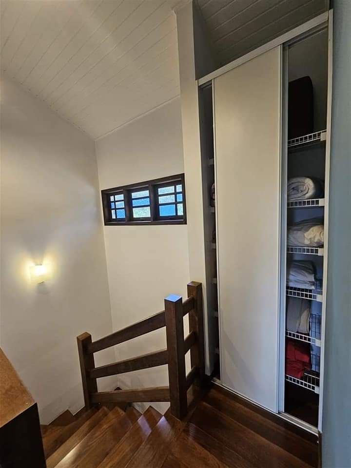 CASA EM CONDOMÍNIO