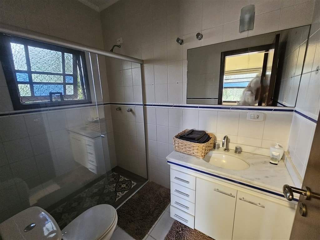 CASA EM CONDOMÍNIO