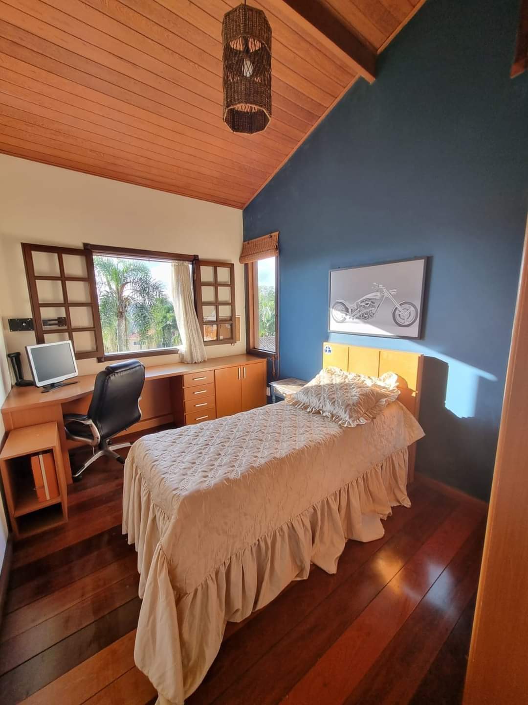CASA EM CONDOMÍNIO