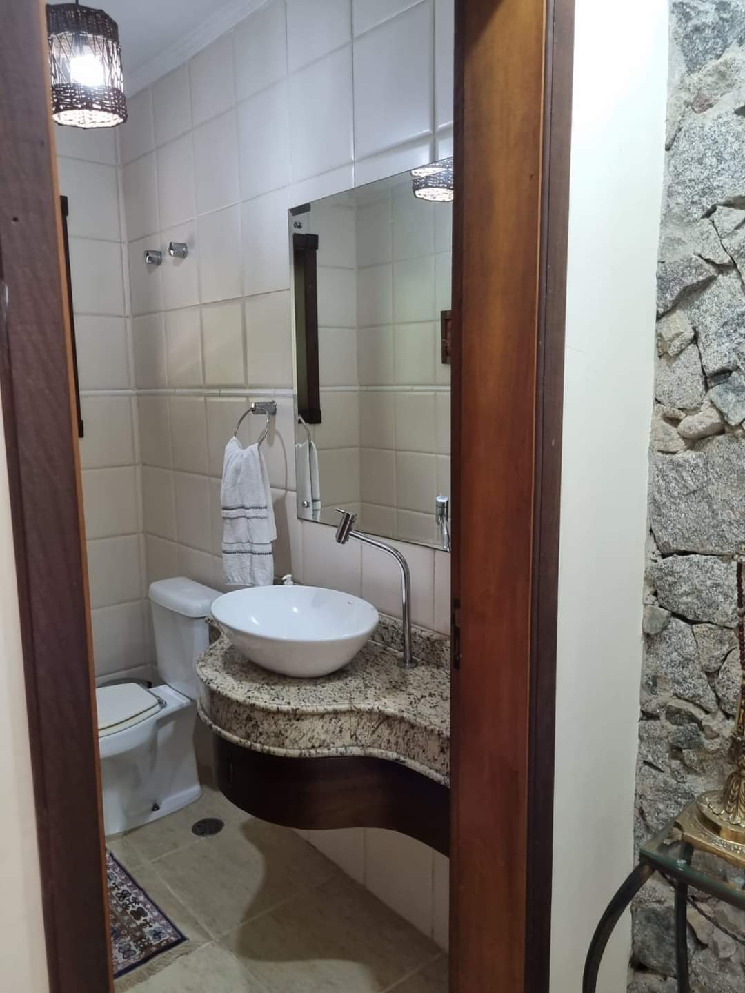 CASA EM CONDOMÍNIO