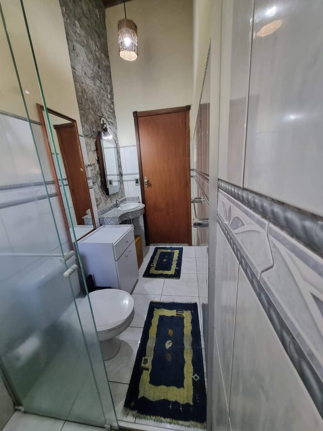 CASA EM CONDOMÍNIO