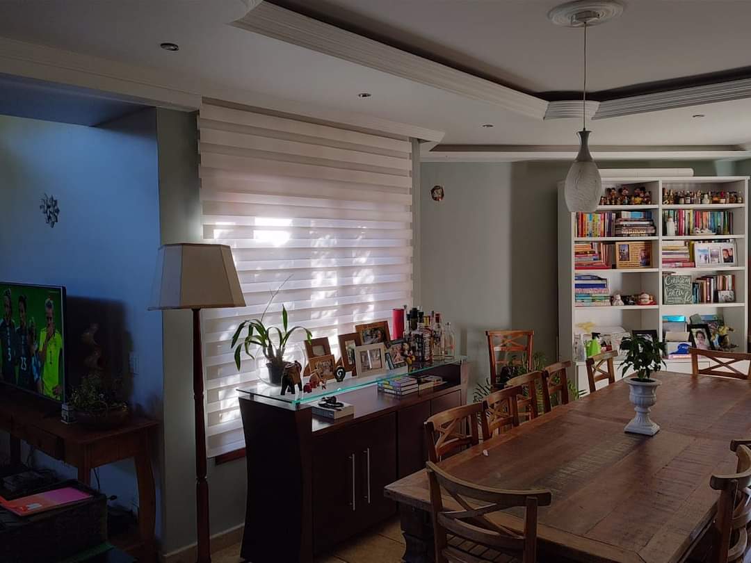 CASA EM CONDOMÍNIO