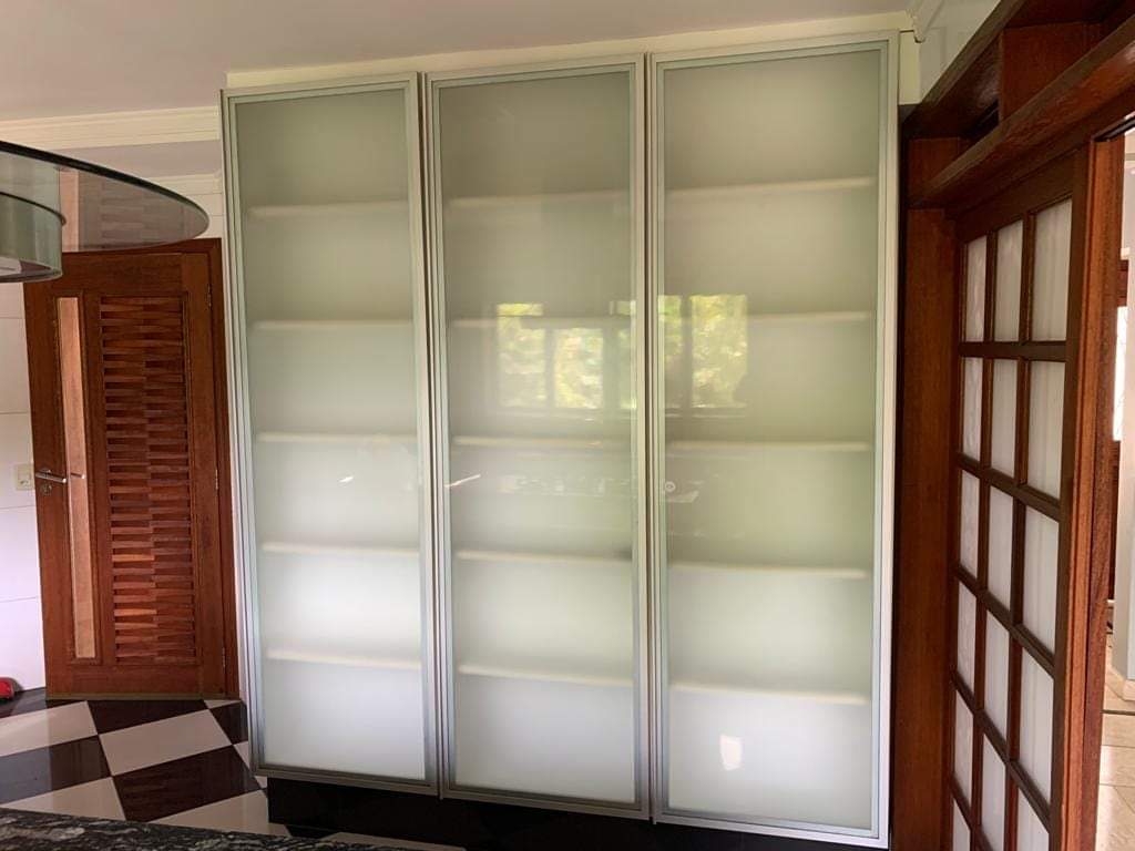 CASA EM CONDOMÍNIO