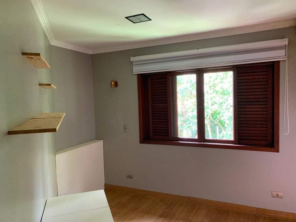 CASA EM CONDOMÍNIO