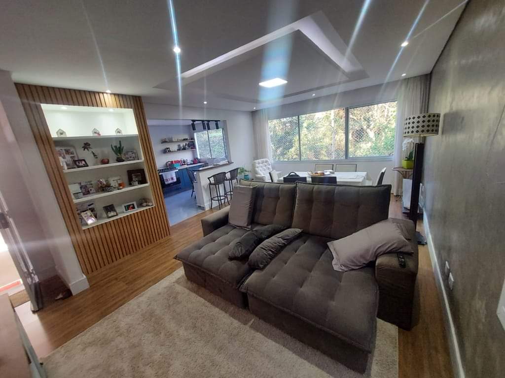 CASA EM CONDOMÍNIO