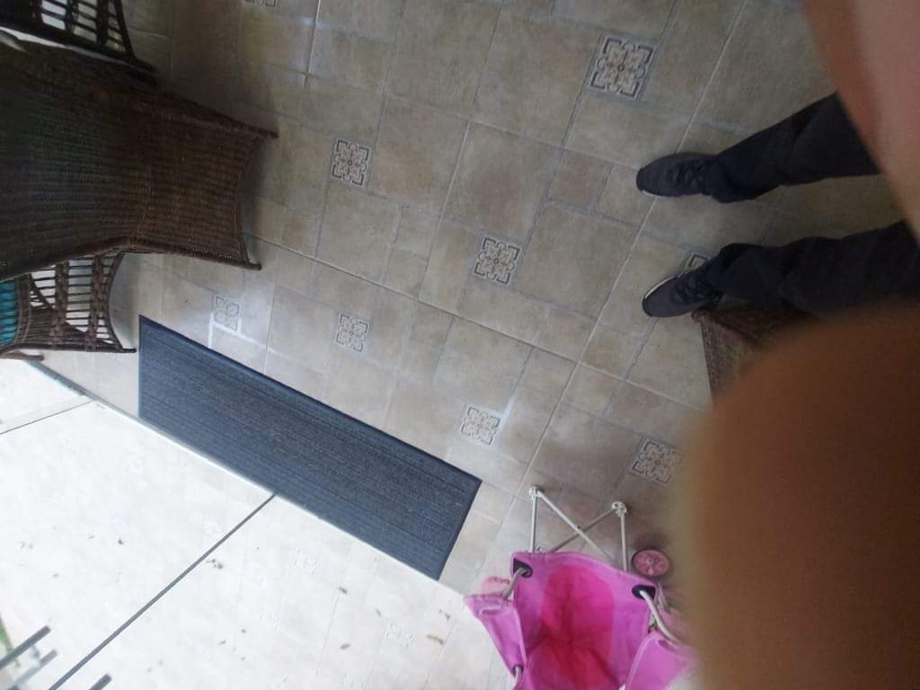 CASA EM CONDOMÍNIO