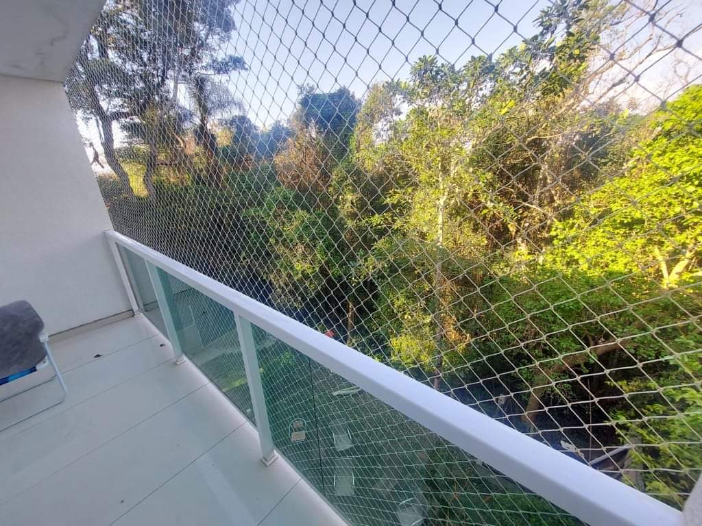 CASA EM CONDOMÍNIO