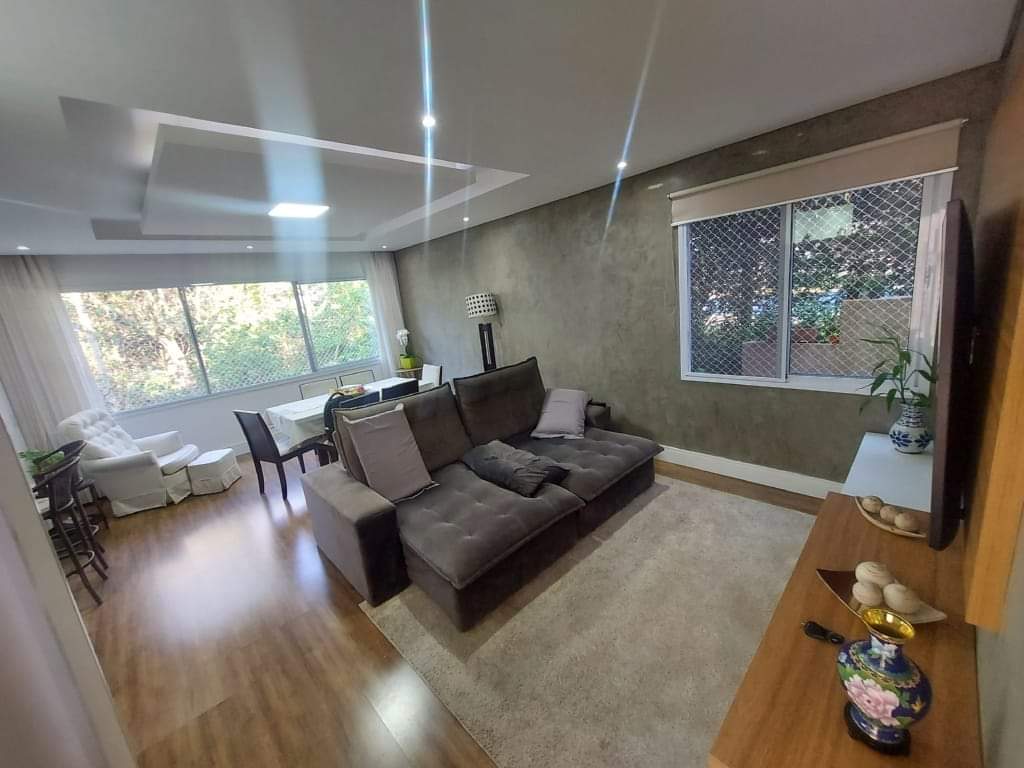 CASA EM CONDOMÍNIO