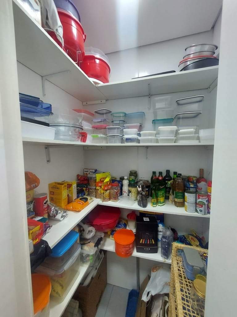 CASA EM CONDOMÍNIO
