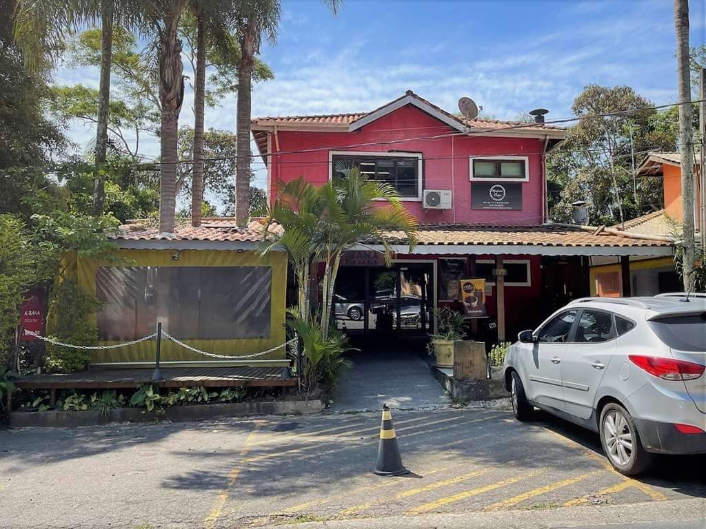 CASA EM CONDOMÍNIO