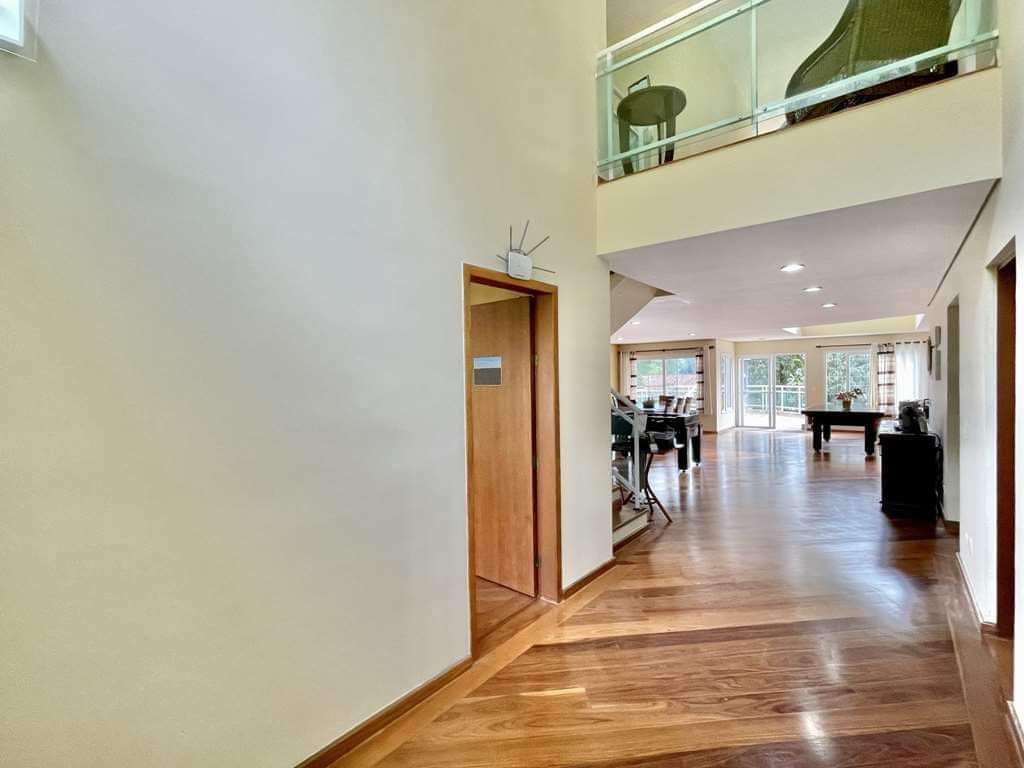 CASA EM CONDOMÍNIO