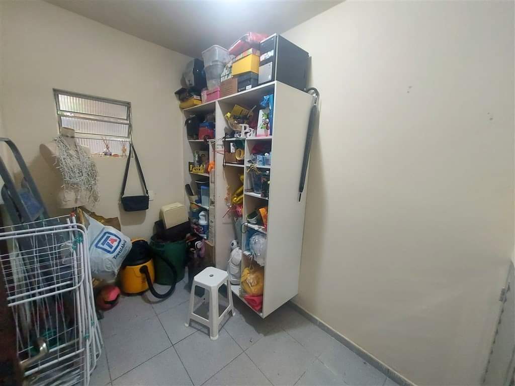 CASA EM CONDOMÍNIO