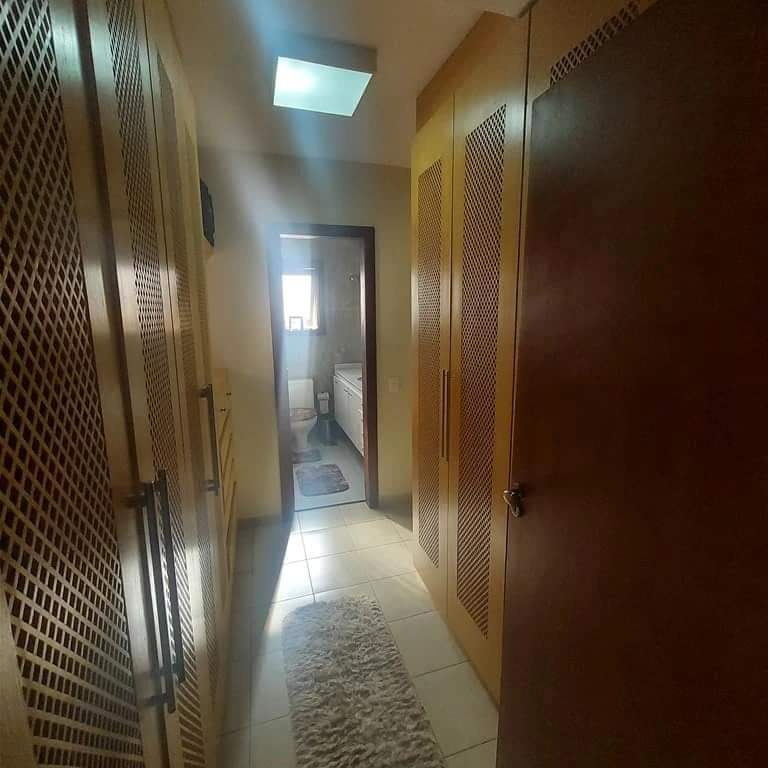 CASA EM CONDOMÍNIO