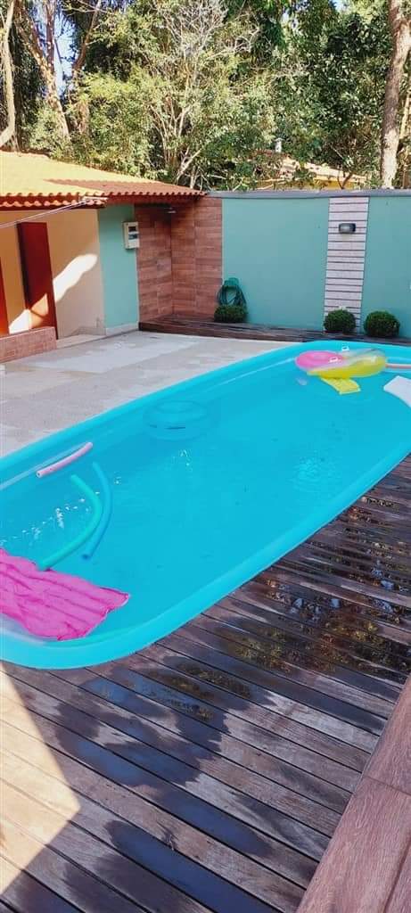 CASA EM CONDOMÍNIO