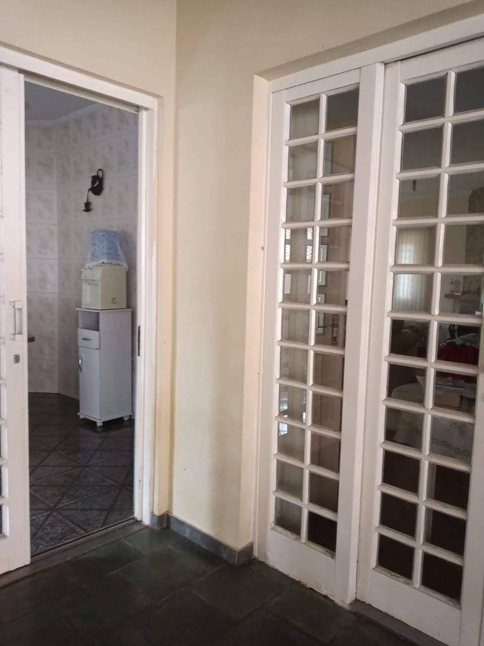 CASA EM CONDOMÍNIO
