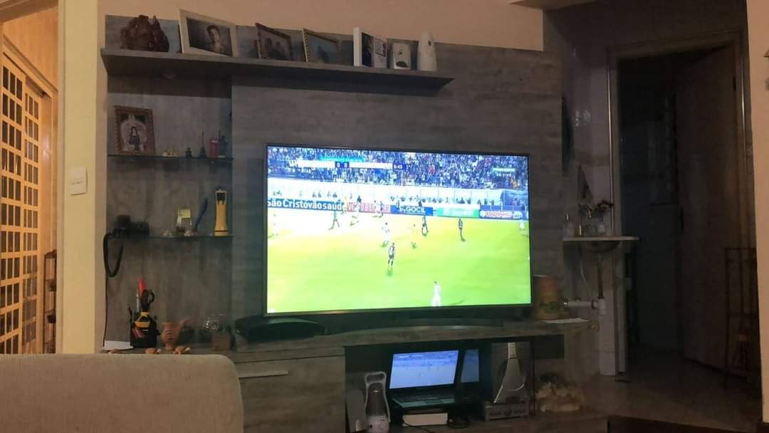 CASA EM CONDOMÍNIO