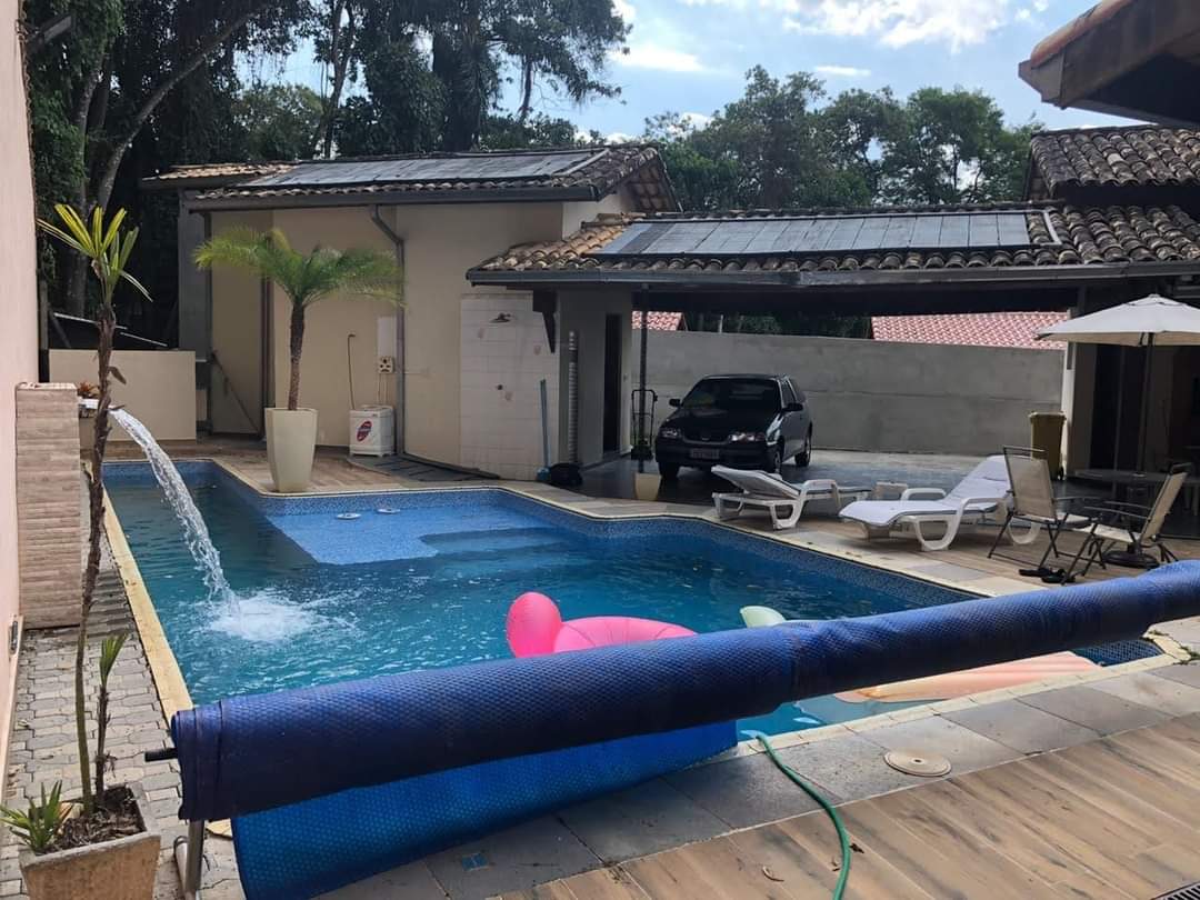 CASA EM CONDOMÍNIO