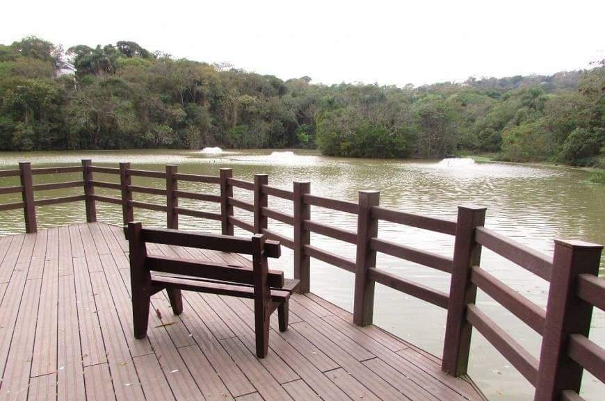 CASA EM CONDOMÍNIO