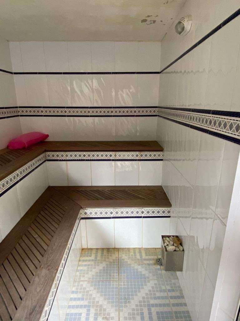 CASA EM CONDOMÍNIO