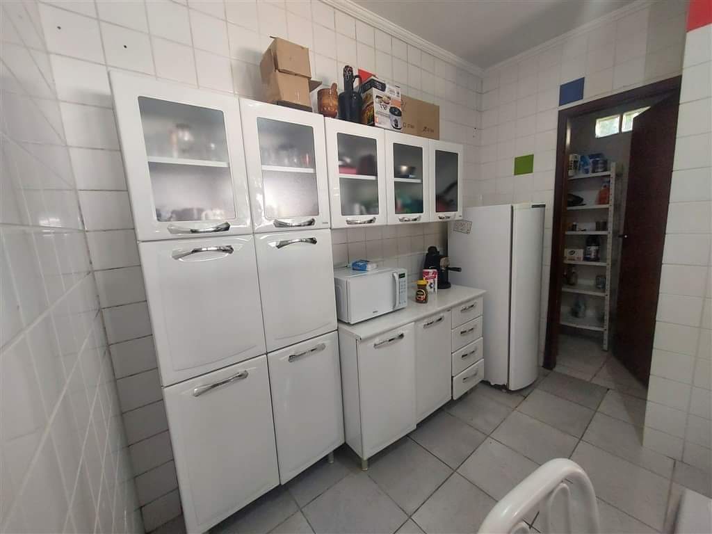 CASA EM CONDOMÍNIO