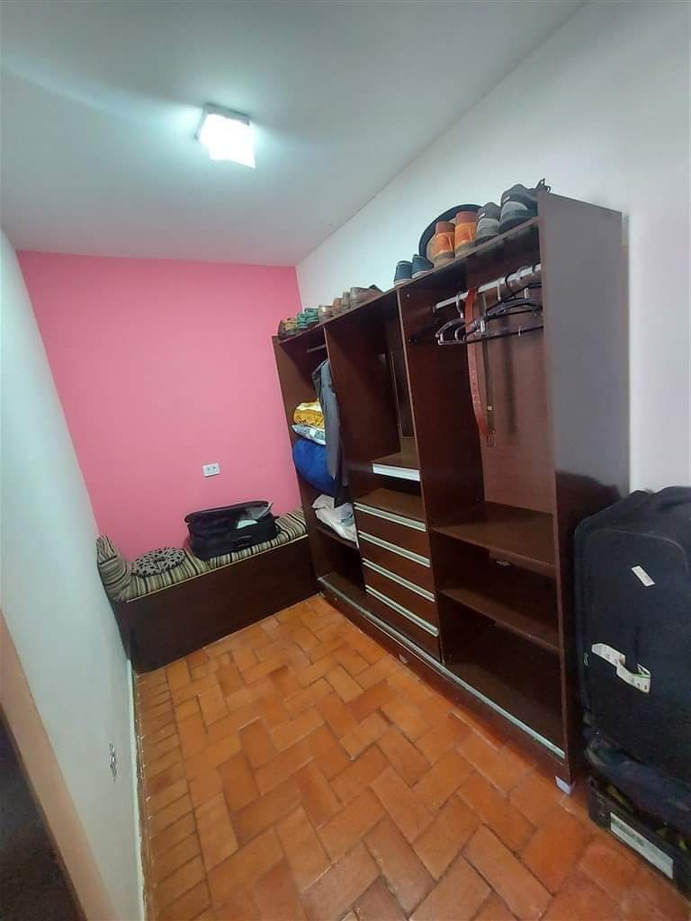 CASA EM CONDOMÍNIO