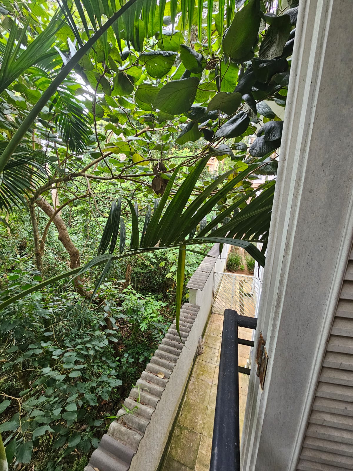 CASA EM CONDOMÍNIO
