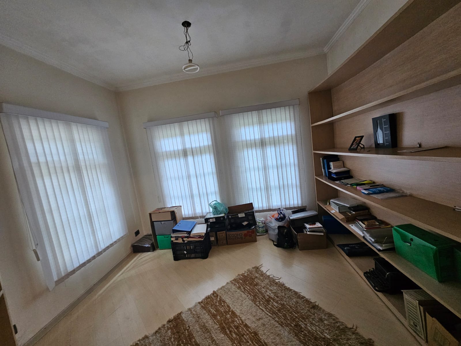 CASA EM CONDOMÍNIO