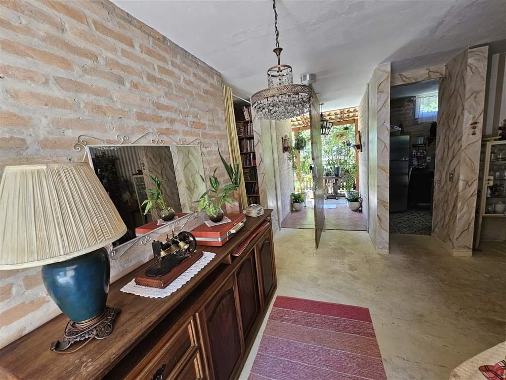 CASA EM CONDOMÍNIO