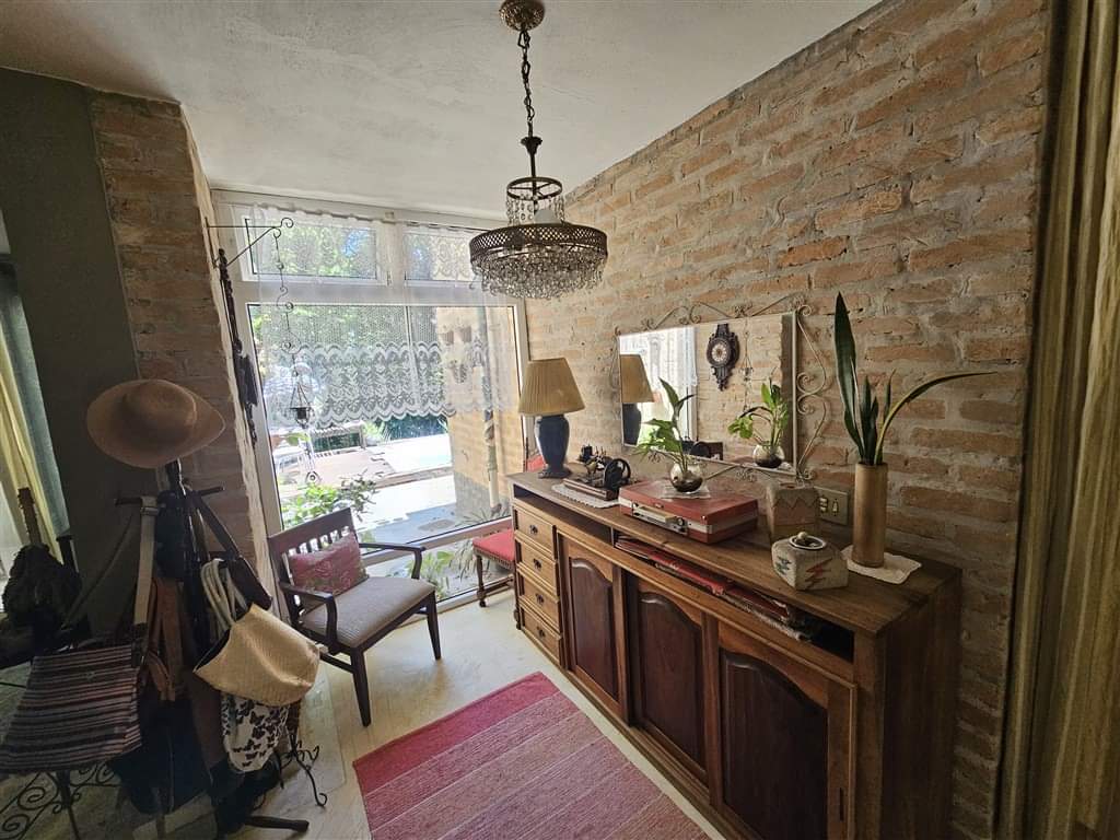 CASA EM CONDOMÍNIO