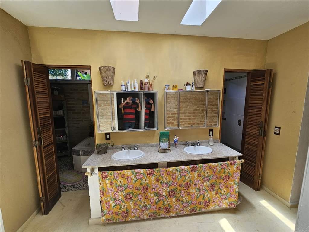 CASA EM CONDOMÍNIO