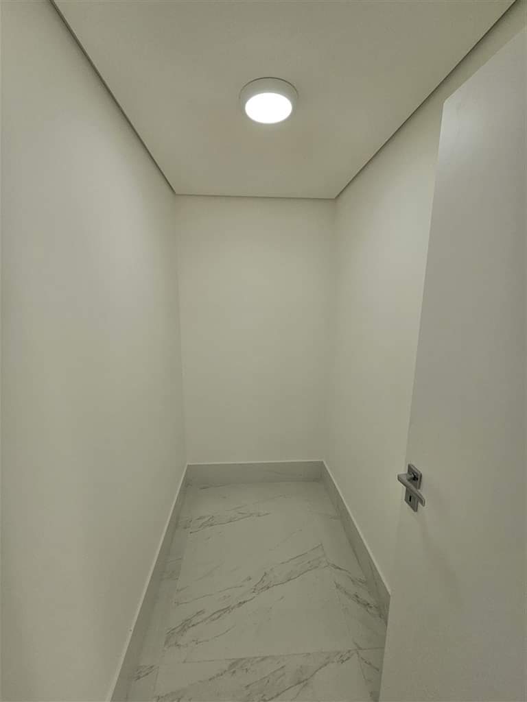 CASA EM CONDOMÍNIO