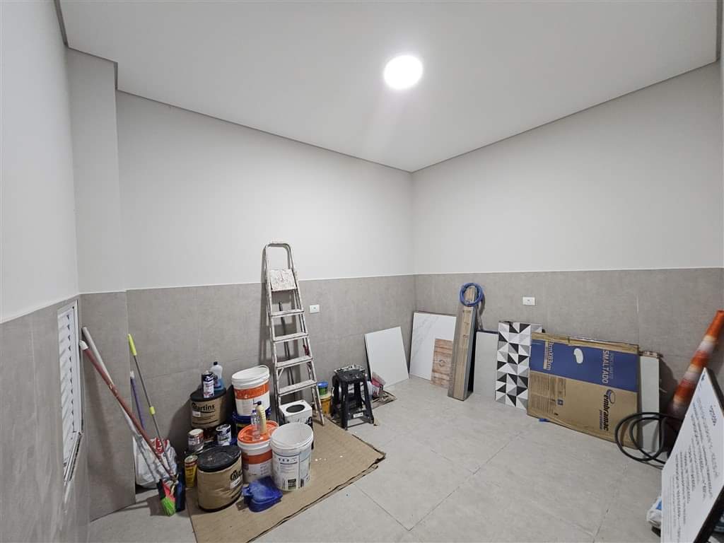 CASA EM CONDOMÍNIO