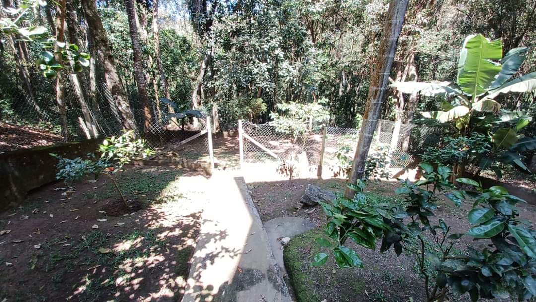 CASA EM CONDOMÍNIO