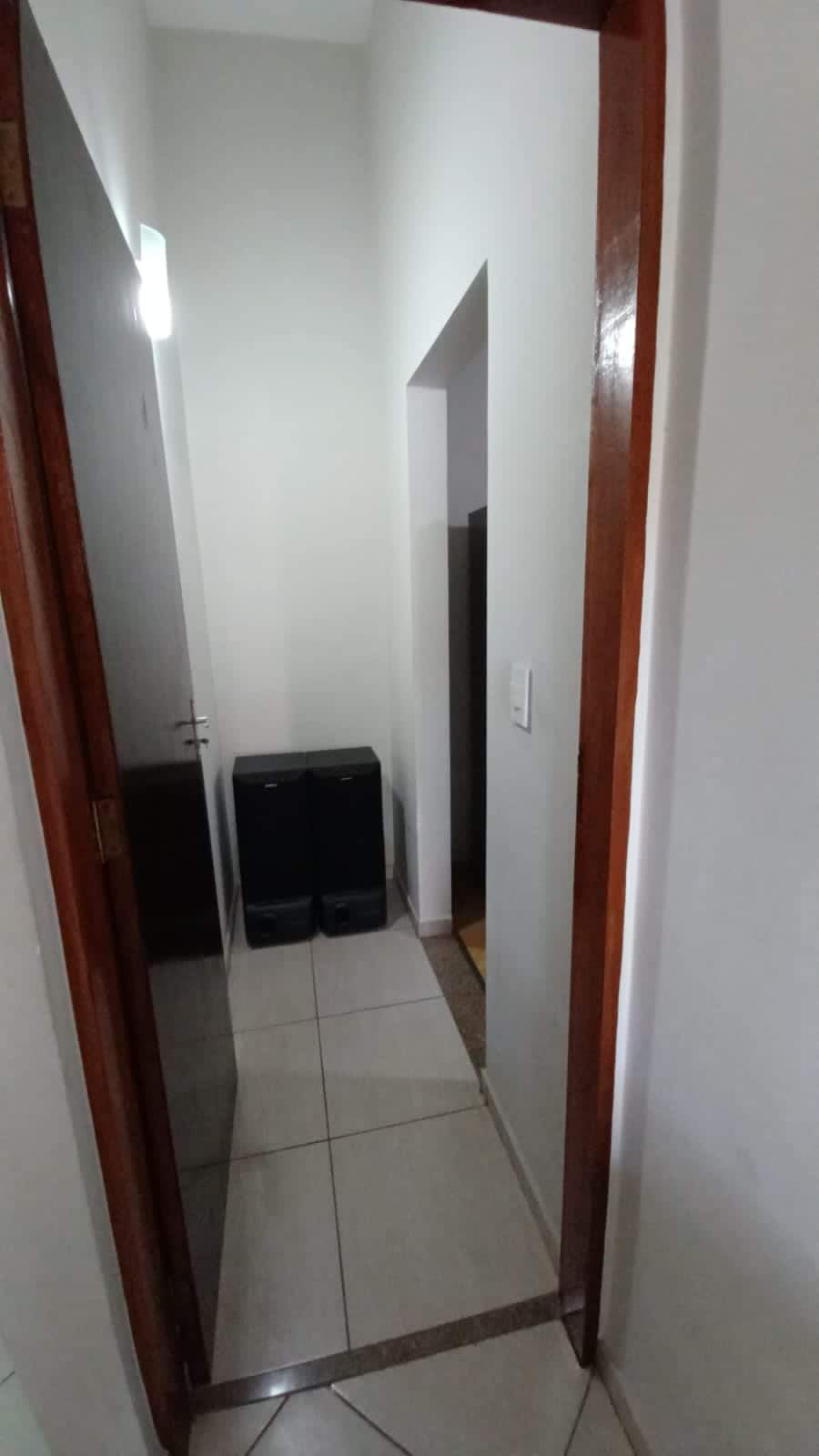 CASA EM CONDOMÍNIO