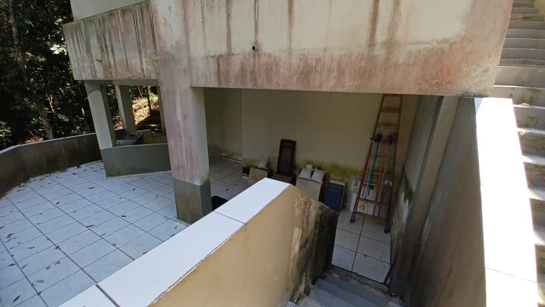 CASA EM CONDOMÍNIO