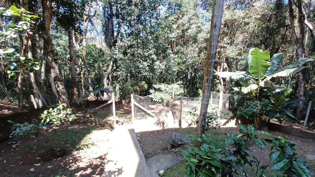 CASA EM CONDOMÍNIO
