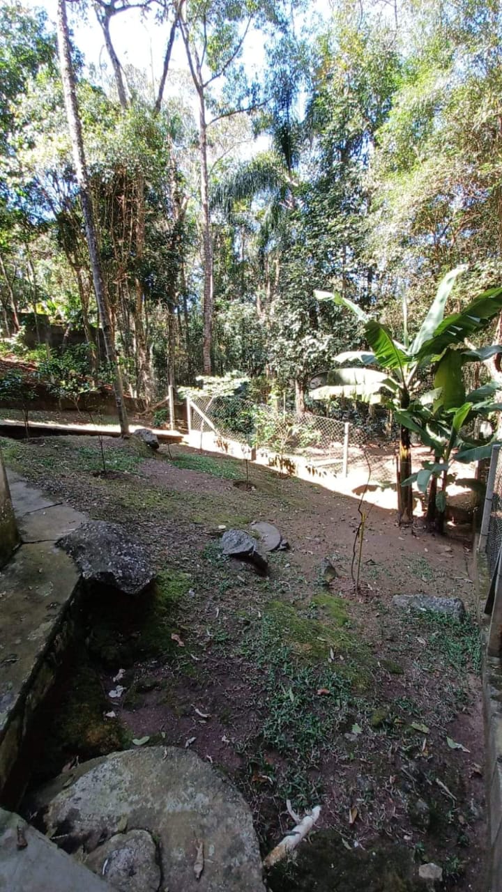 CASA EM CONDOMÍNIO