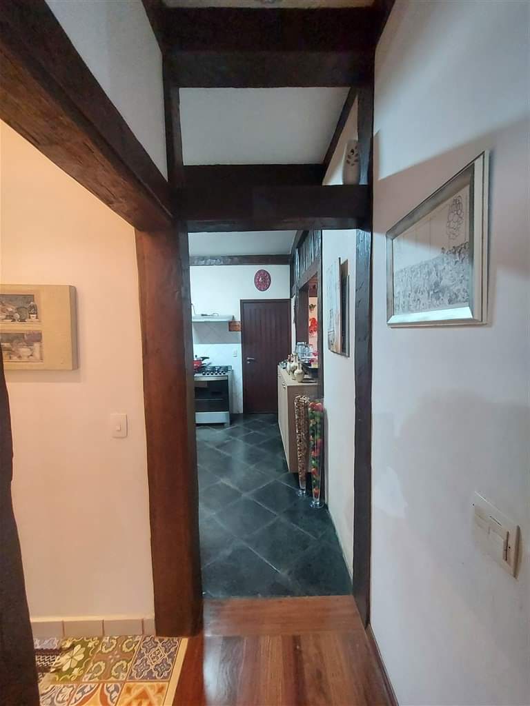 CASA EM CONDOMÍNIO