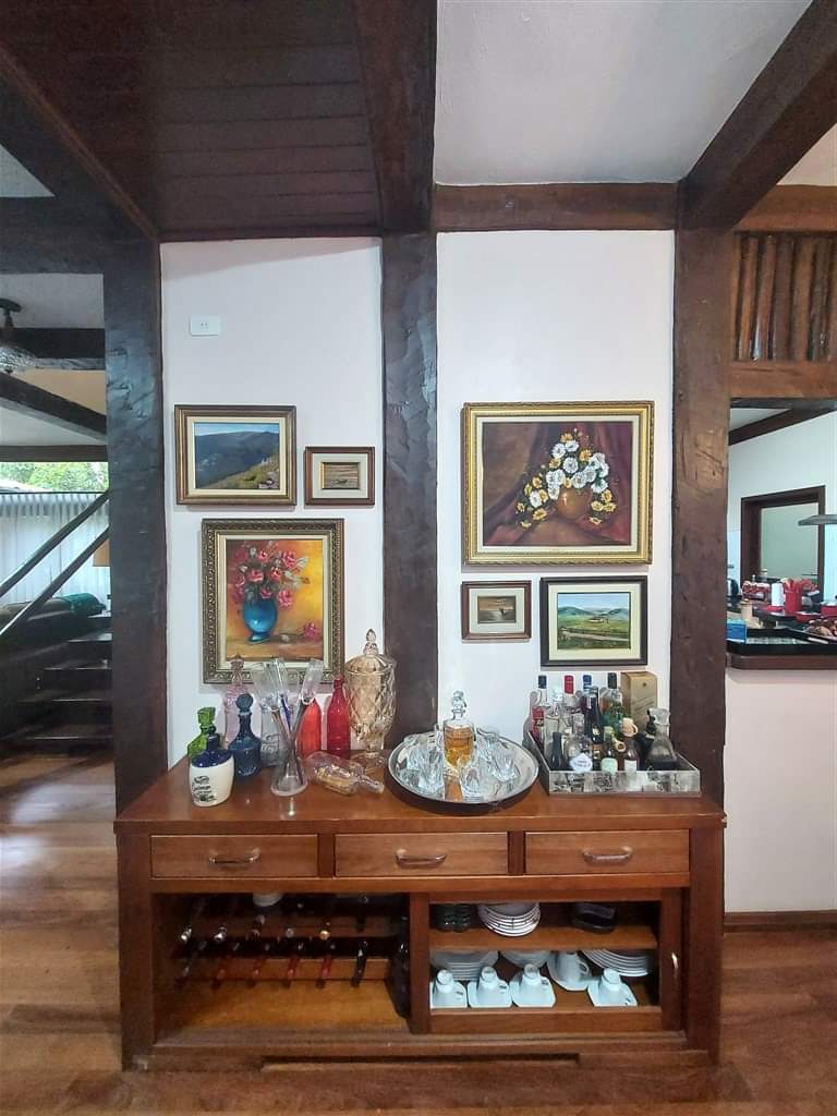 CASA EM CONDOMÍNIO