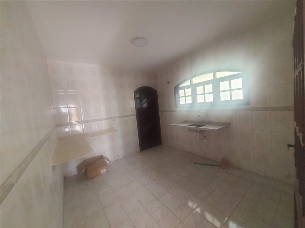 CASA EM CONDOMÍNIO