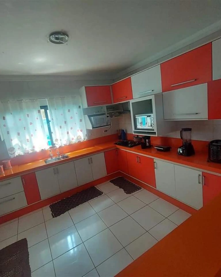 Casa em condomínio