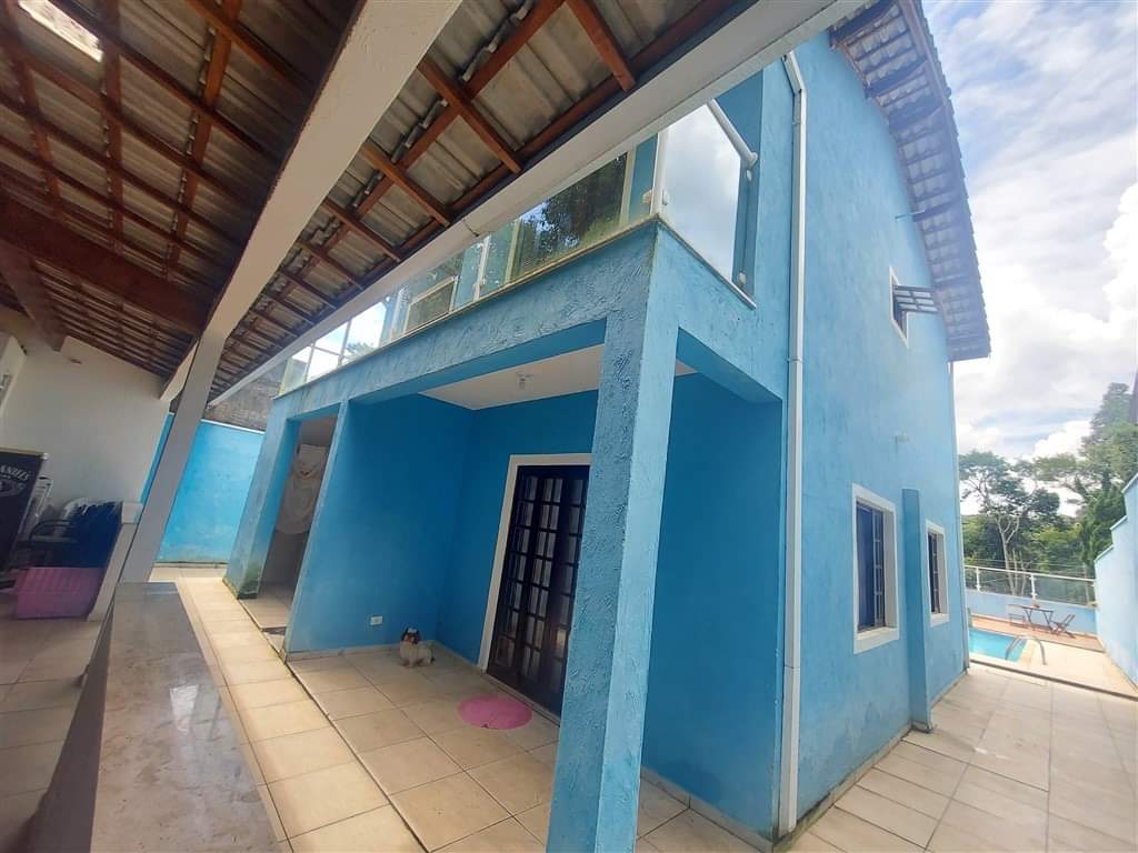 Casa em condomínio