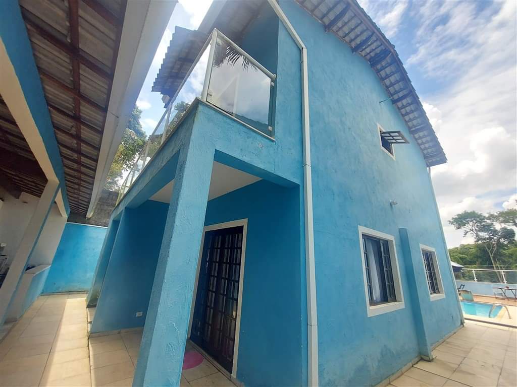 Casa em condomínio