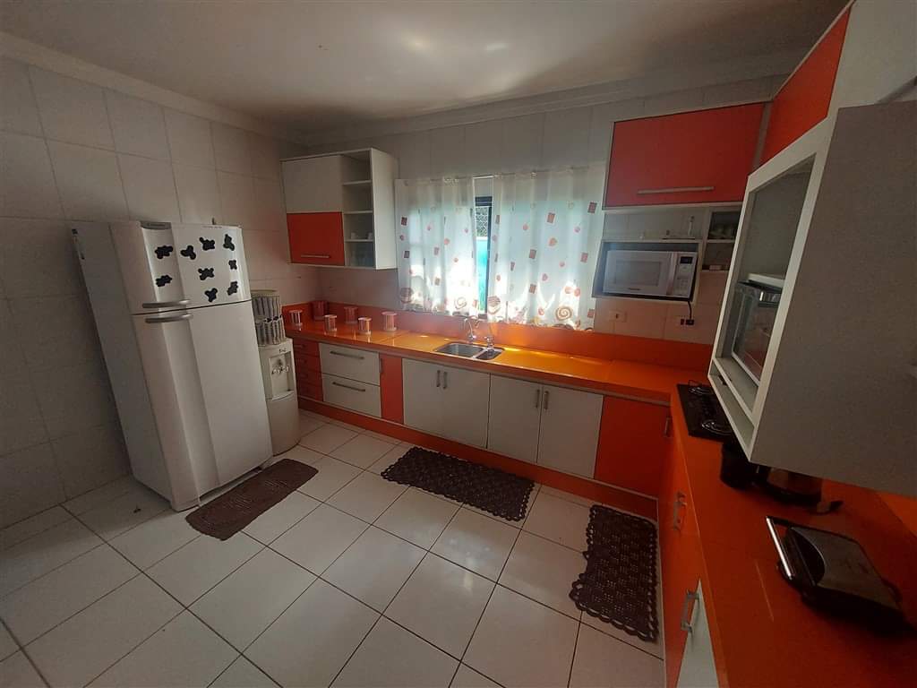 Casa em condomínio