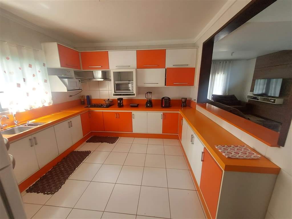 Casa em condomínio