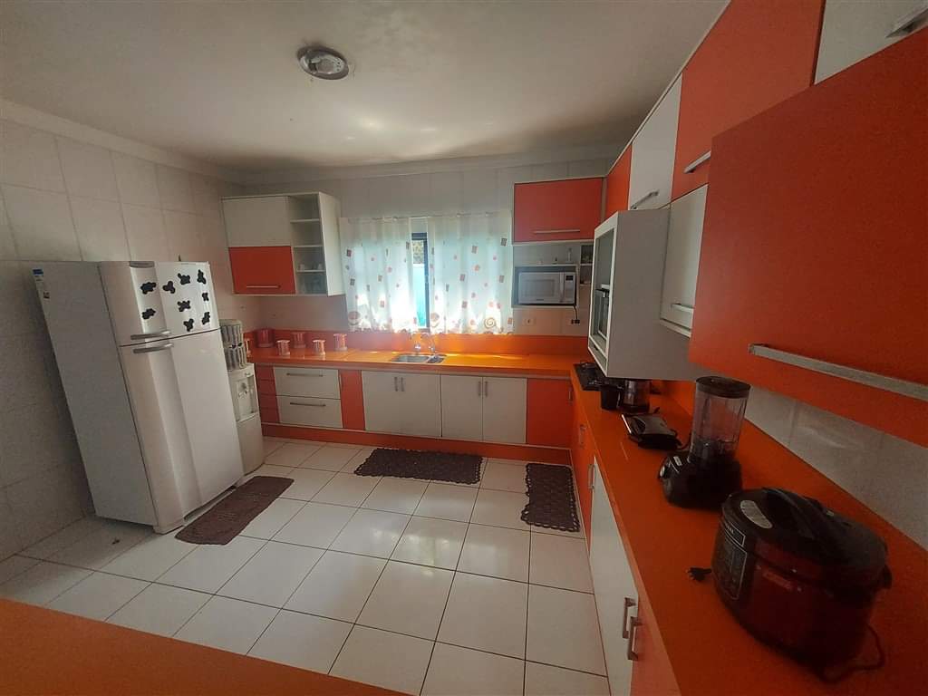 Casa em condomínio