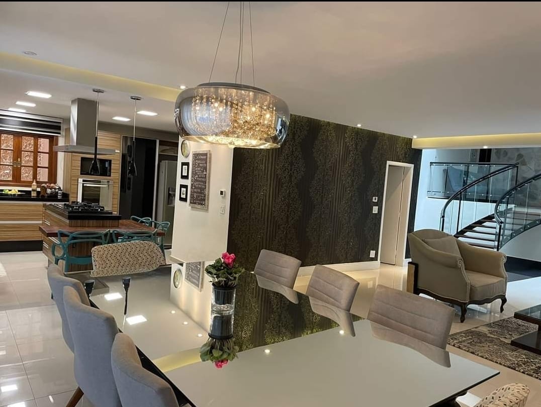 Casa em condomínio