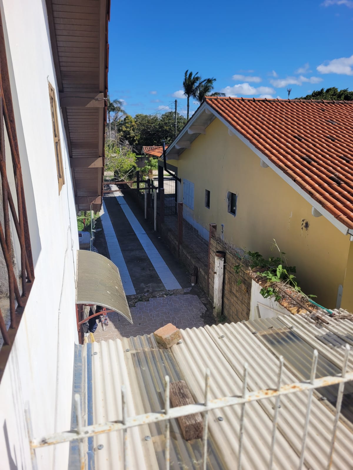 CASA NA PRAIA DA PINVEST