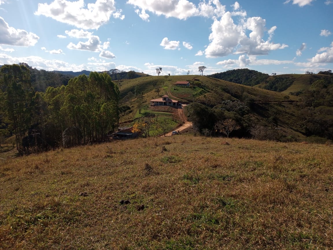 Terreno rural, com linda vista !
